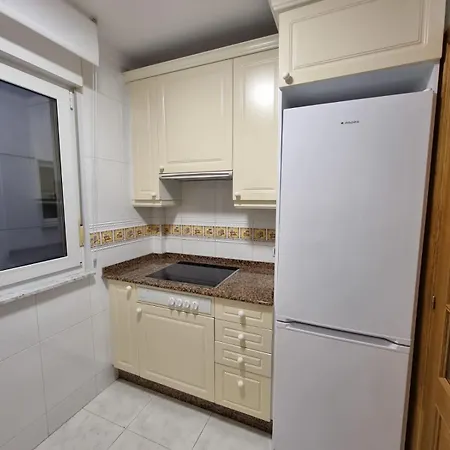 Mirador A La Rapadoira アパート