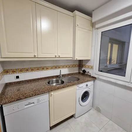 Mirador A La Rapadoira アパート